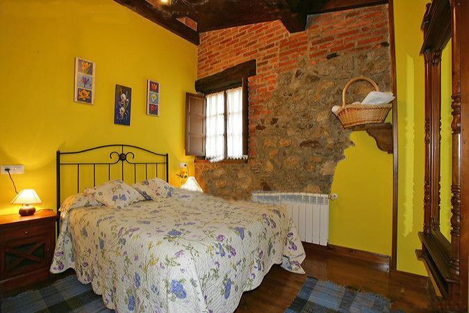 Penzion La Xica Ll Beceña Exteriér fotografie